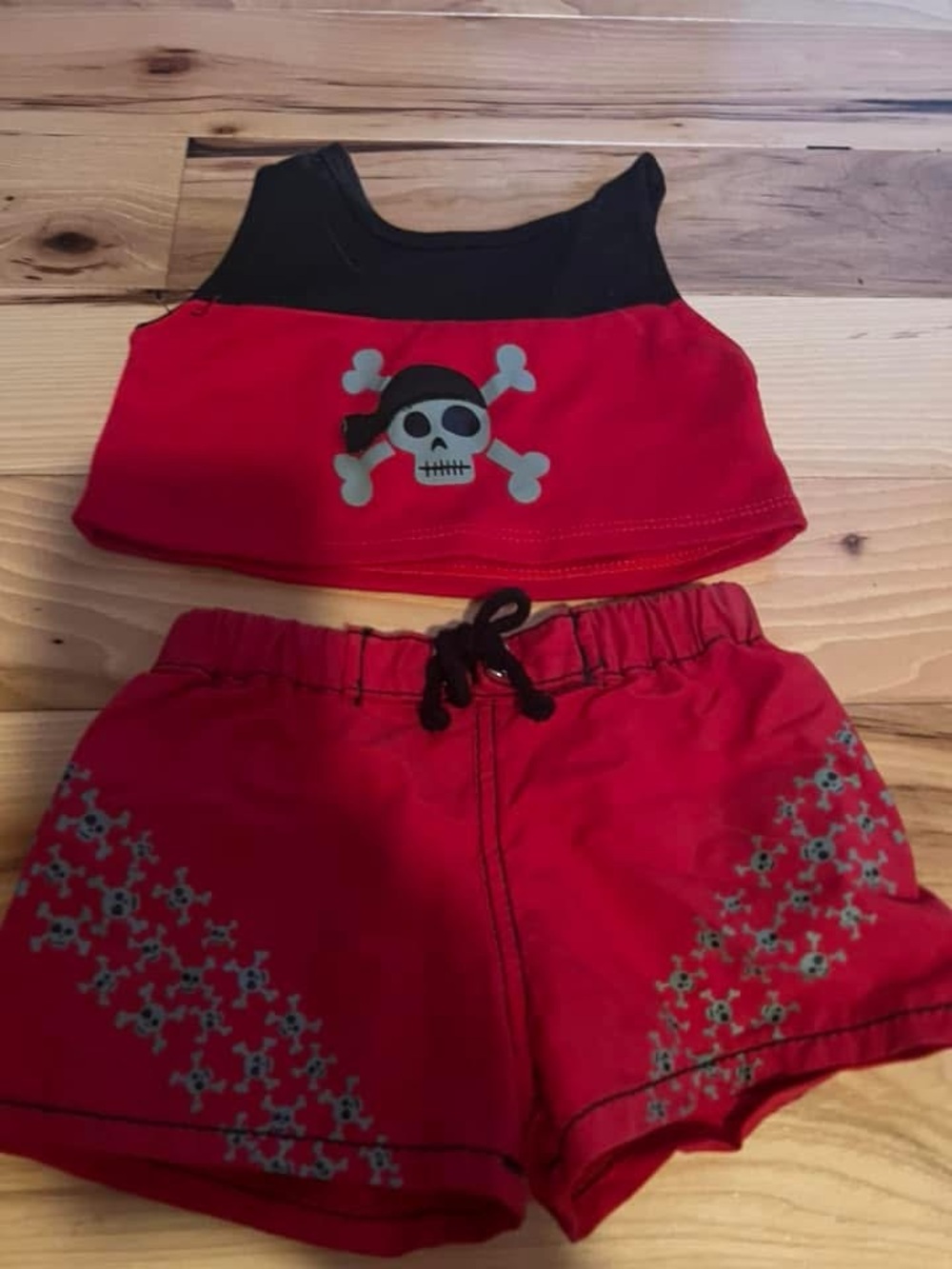 Build a bear skull pirate Set - Top and Shorts